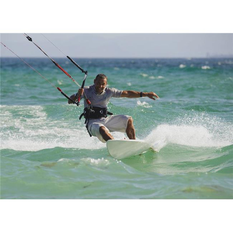 Posterazzi DPI1865535LARGE Man Kitesurfing Poster Print, 34 X 24
