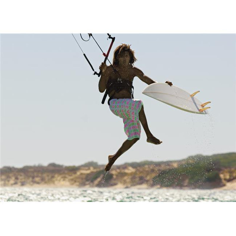 Posterazzi DPI1864090 Man Kitesurfing Poster Print, 16 X 12